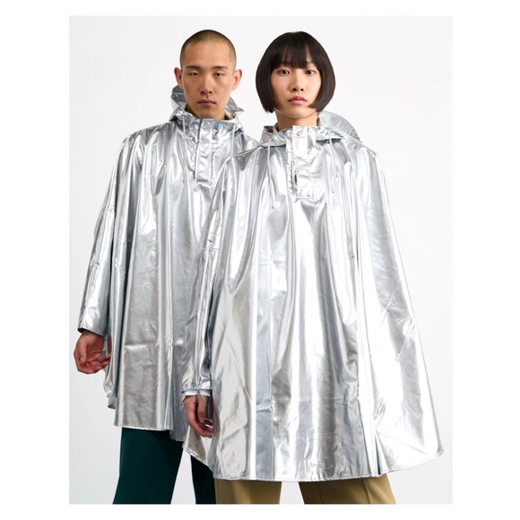 ❤️Sold❤️ RAINS Unisex Mirror Waterproof Cape Rain Jacket - Picture 8 of 14